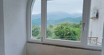 A cozy apartment just a few minutes from Lake Sirino and Maratea.