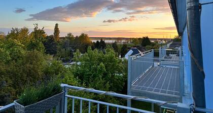 Apartment Leni-Mare with Sea View, Balcony and Wi-Fi