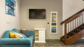 Double Room (Agata) | Desk, iron/ironing board, WiFi (free)