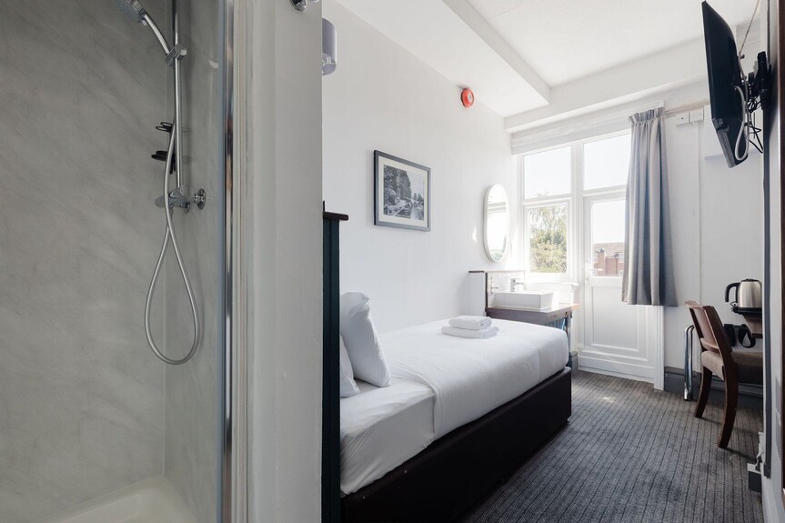 Comfortable Single Room - Watford
