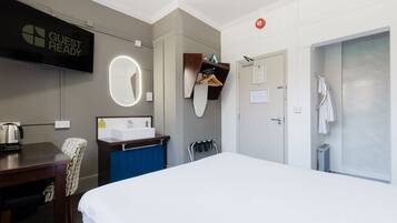 Desk, internet, bed sheets