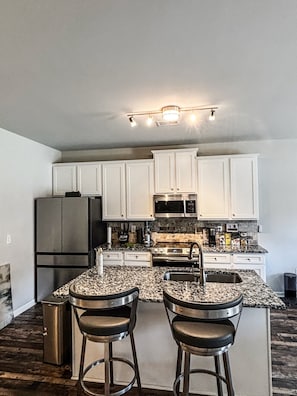 Private kitchen - The Garden at Lovejoy (Jonesboro)