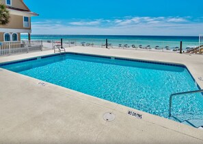 Beheizter Pool