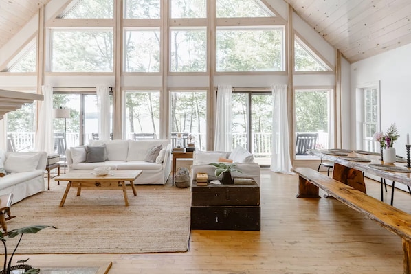 Living area - Summer Camp, Refined: Stunning Lakefront Retreat (Jefferson)