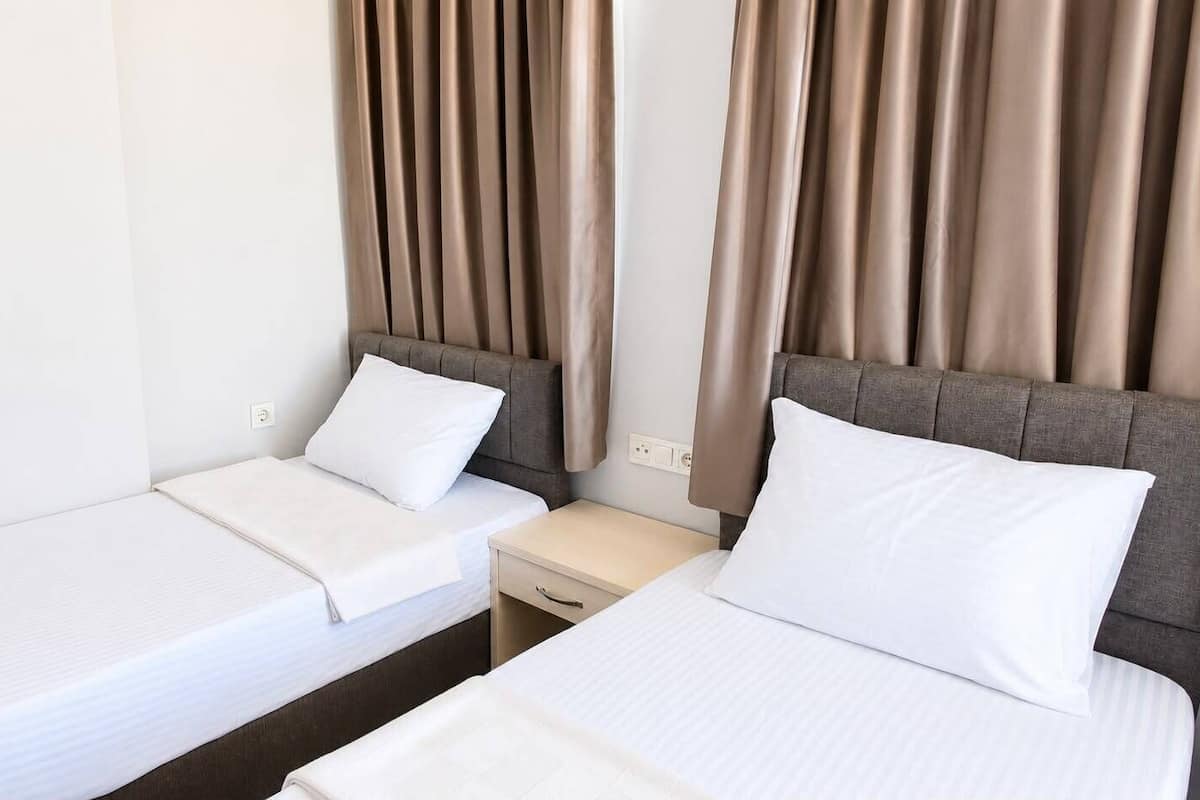 Classic Twin Room, Balcony