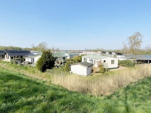 Chalet | Exterior - Pet-friendly Chalet in Sint-annaland (Sint-Annaland)