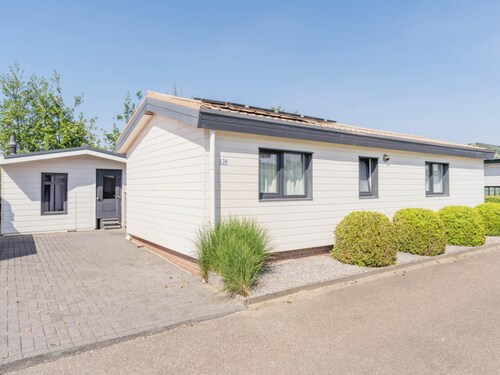 Pet-friendly Chalet in Sint-annaland
