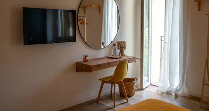 Barzy Urban Country House