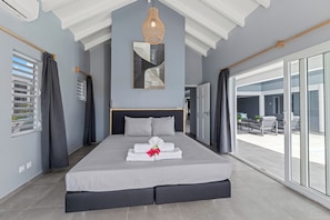 WiFi, bed sheets - Serafina-Curacao: Spacious Luxury Villa & Private Pool in Cas Grandi (Willemstad)