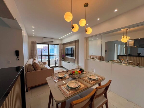Interior - Elegance and comfort on Cabo Branco beach for up to 6 people. (João Pessoa)