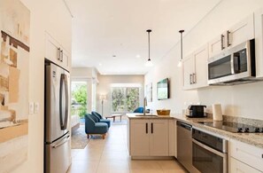 Fridge, microwave, stovetop, dishwasher - Flamingo View Studio 311 (Playa Flamingo)