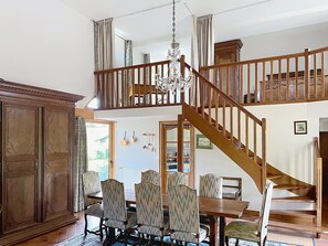 Dining - Le Manoir du Butel Vacation Rental, located between the D-Day beaches and Mont Saint-Michel (Saint-Amand-Villages)
