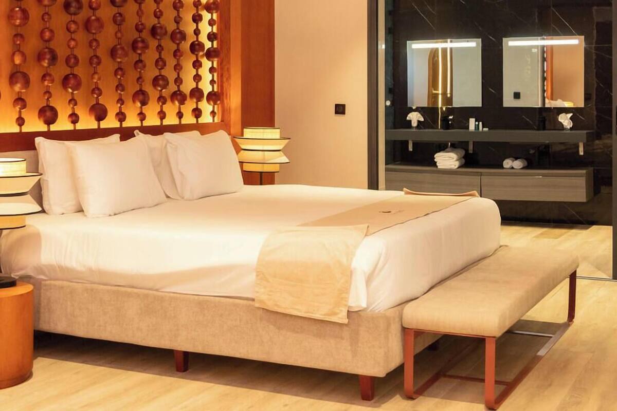 In-room safe, desk, blackout drapes, iron/ironing board (on request)