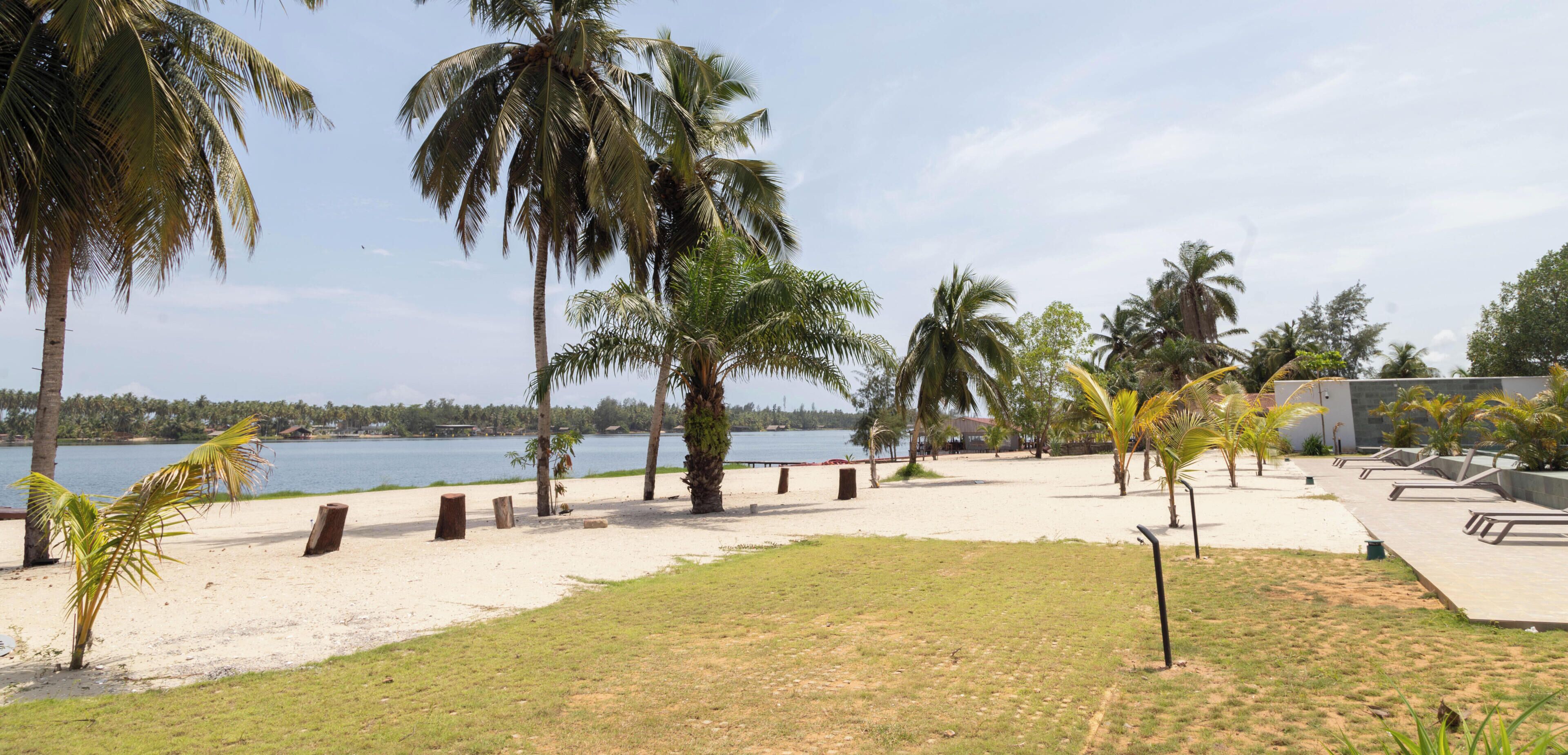 Private beach, white sand, beach shuttle, sun-loungers