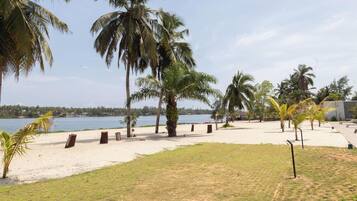 Private beach, white sand, beach shuttle, sun-loungers