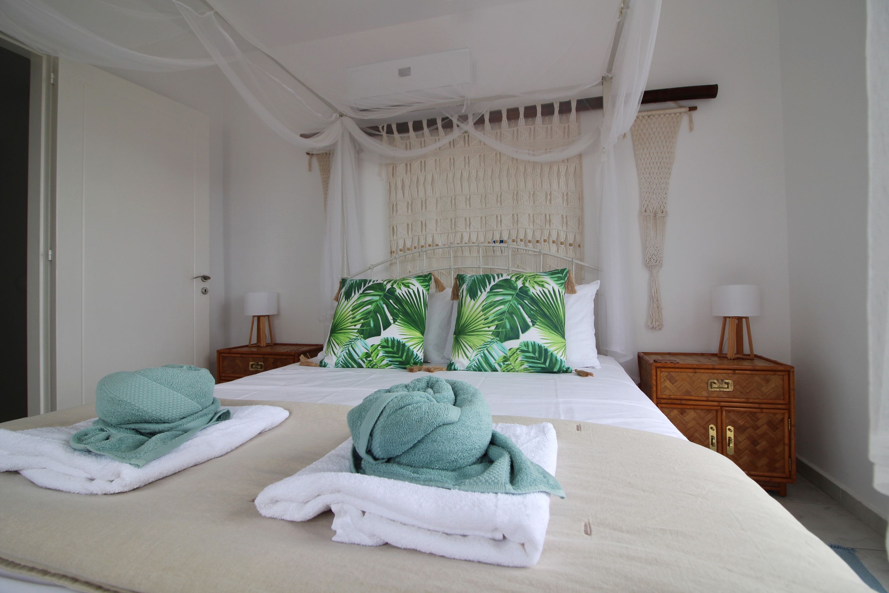 2 bedrooms