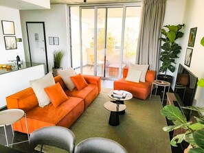 Fernseher