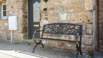 Cottage | Property grounds