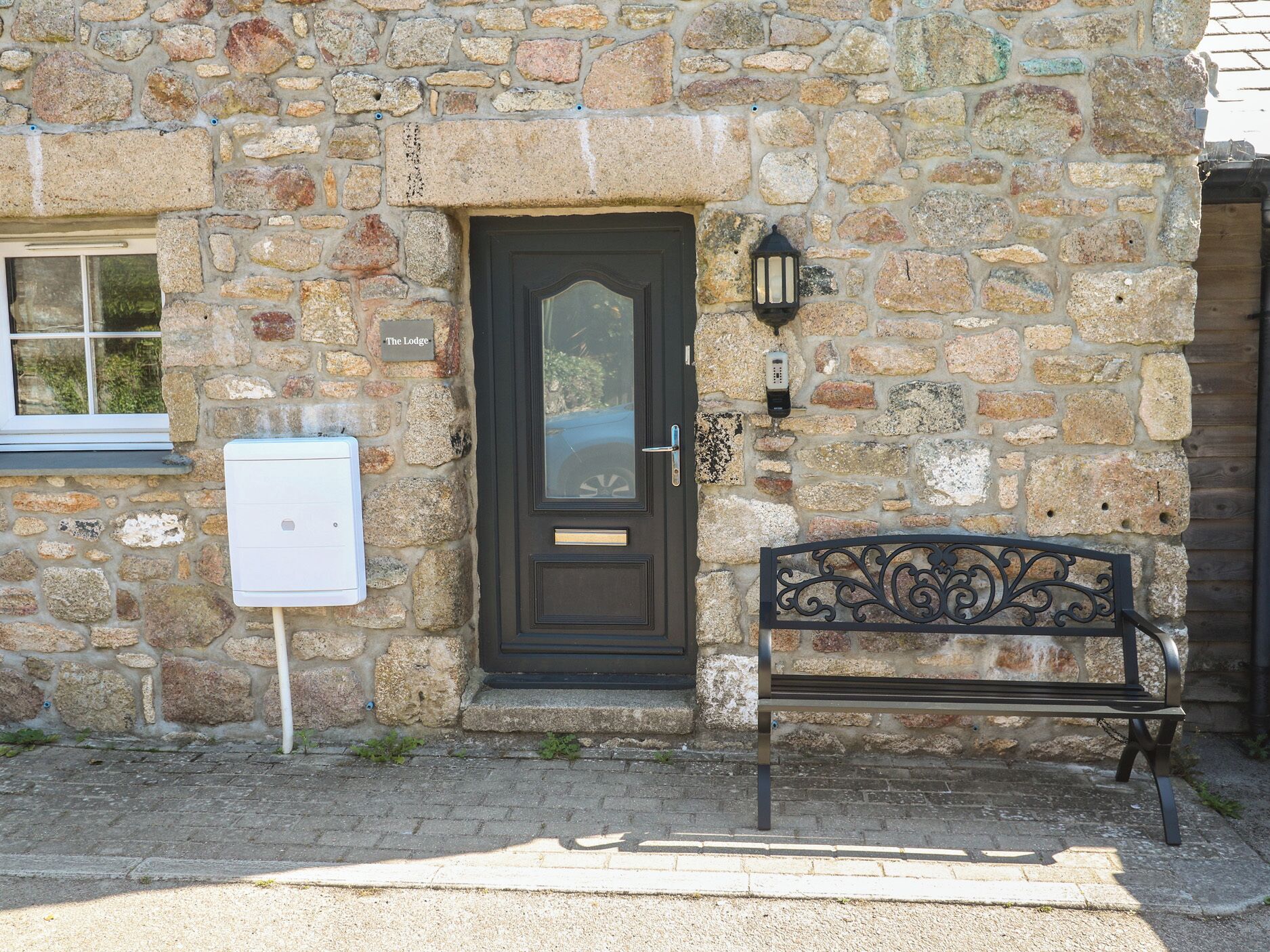 Cottage | Exterior detail