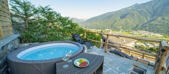 Orizzonte Verde - Modern Suite with garden, hot tub and Valtellina views