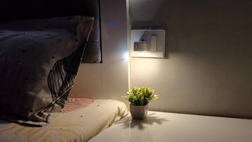 1 bedroom, iron/ironing board, Internet, bed sheets