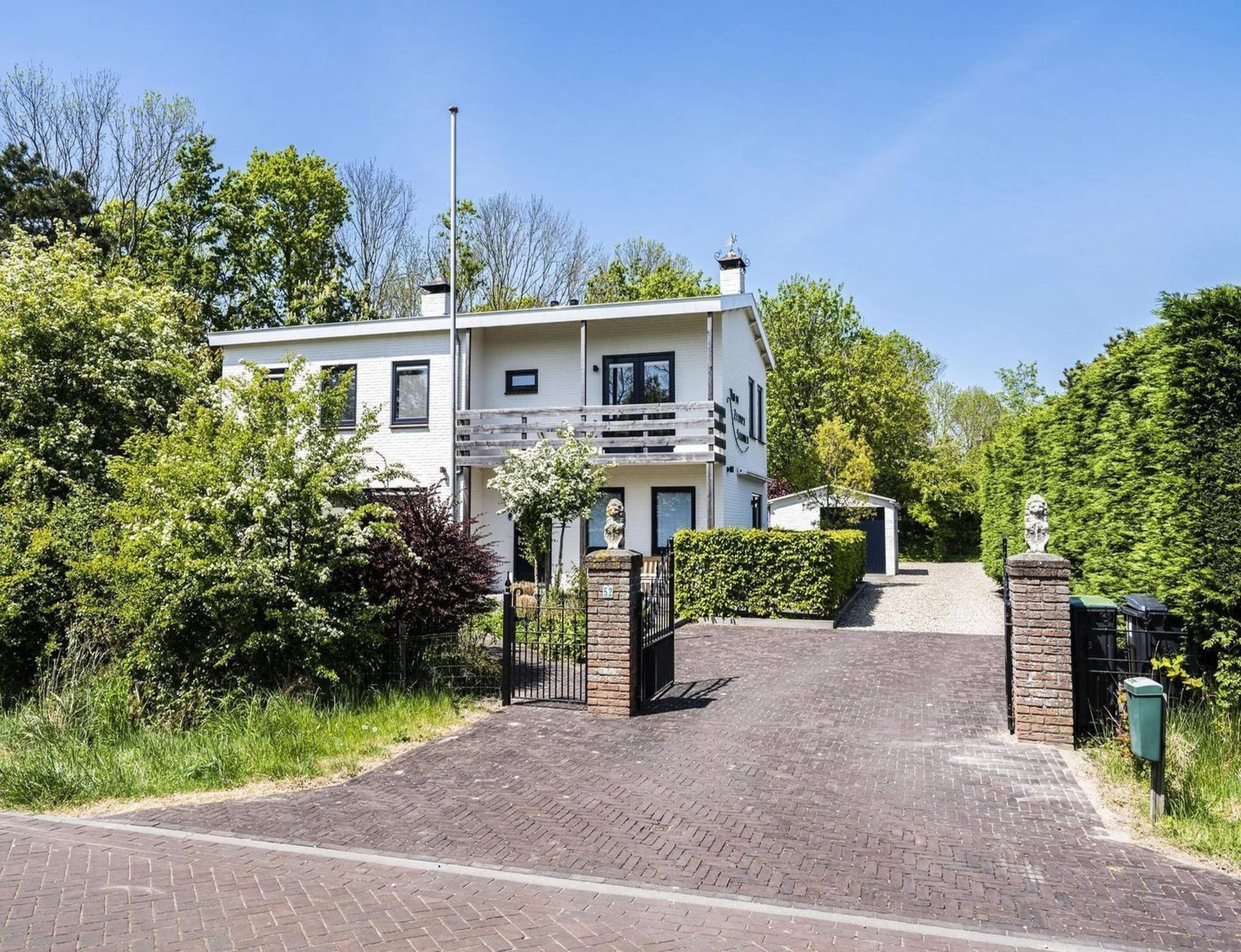 House | Exterior