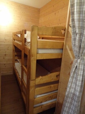 Room - Ski-in/ski-out studio (La Salle-les-Alpes)
