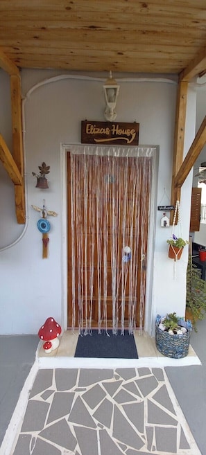 Exterior detail - Elizas house (Nea Makri)