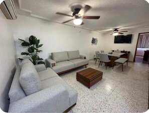 Living area - Unicorn House 3969 (Zapopan)