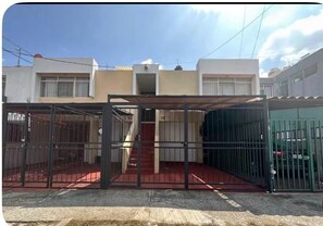 Exterior - Unicorn House 3969 (Zapopan)