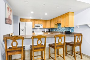 Apartment, Mehrere Betten (Starboard Village 524) | Eigene Küche
