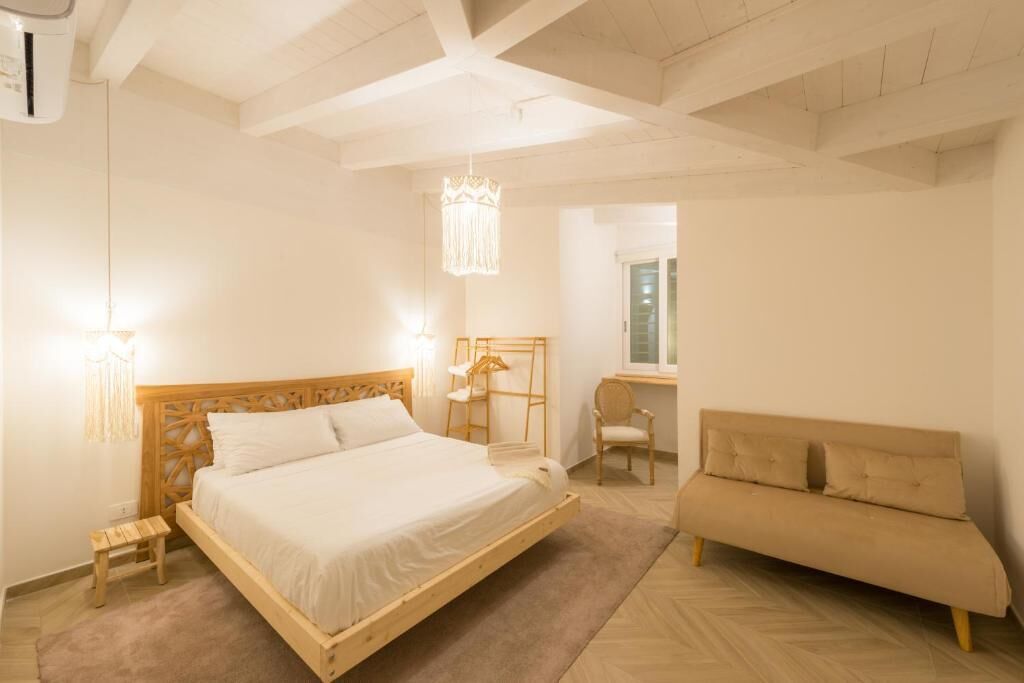 Apartment, Hill View | Down duvets, in-room safe, laptop workspace, soundproofing