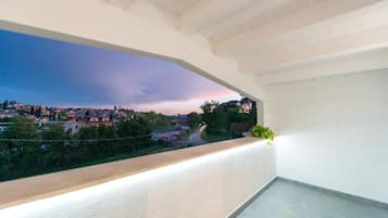 Apartment, Hill View | Terrace/patio