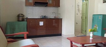 One bedroom chalet with AC & Hot water near Negombo beach /Colombo airport