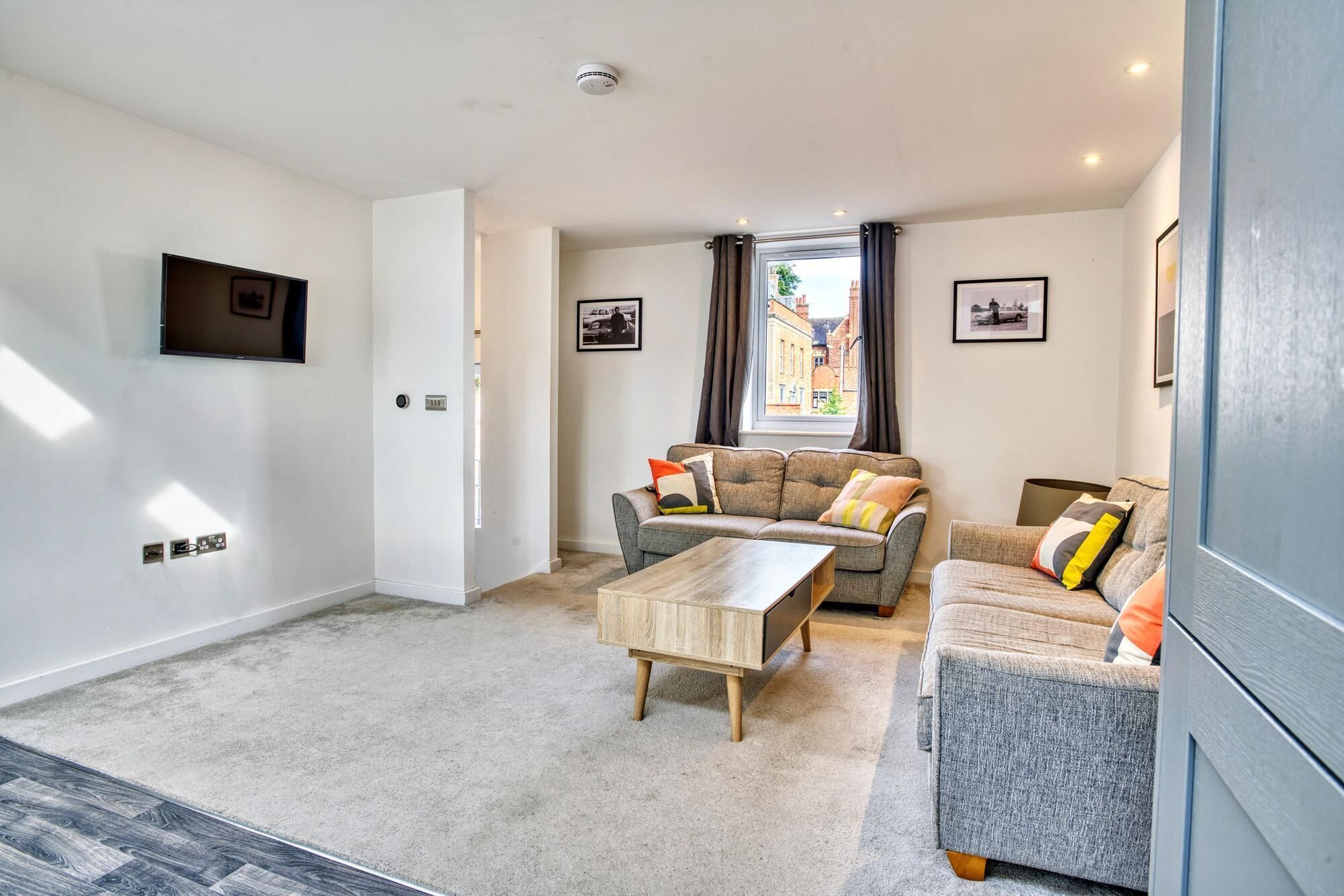 Airy Home | Free Parking | Walk To Bailgate - Pass The Keys - Lincoln Castle