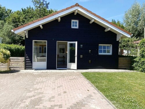 Family Chalet With Fenced Garden