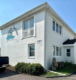 Unclassified image, 2 of 15, button - The SEA-clusion 8 cozy apartment across from the beach (Norfolk)