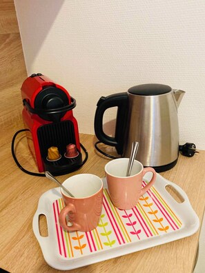 Coffee and/or coffee maker - Apartment for 6 people + parking at the foot of the Arras Belfry (Arras)