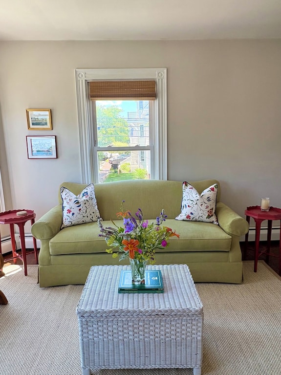 2-bedroom Apartment Steps From Eastern Prom - Walk To Everything! - Portland, ME