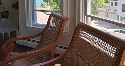 2-Bedroom Apartment Steps from Eastern Prom - Walk to Everything!