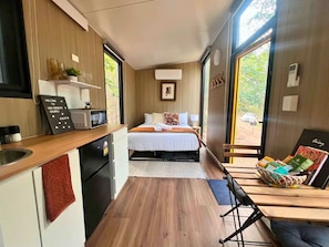 Room - Van Demears Escapes 2, 3 & 4 by Tiny Away (Tamborine)