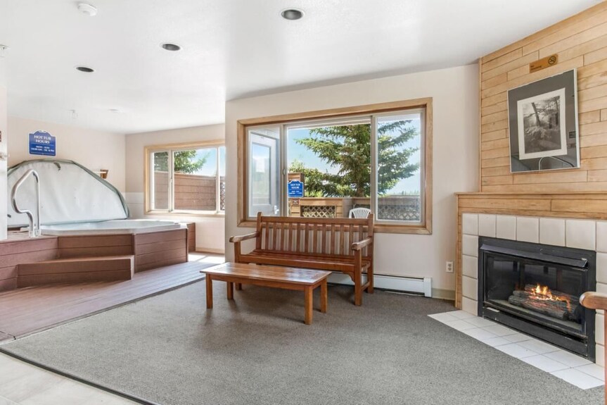 Watch Hill Hideaway | Hot Tub Near Six Resorts! - Silverthorne, CO