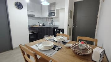 Apartment | Dining