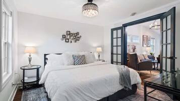 Iron/ironing board, travel crib, WiFi, bed sheets