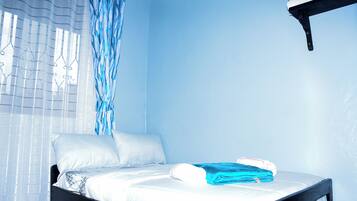 Double Room, Balcony | Iron/ironing board, free WiFi