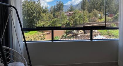 FULLY FURNISHED APARTMENT WITH PANORAMIC VIEWS AND A BATHTUB