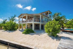 Exterior - Tropical retreat villa with a pool, dock, bikes, canoes, balconies, and 360 views (Caye Caulker)