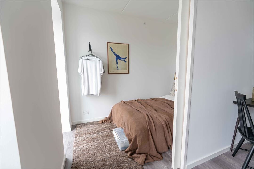 In-room safe, iron/ironing board, travel crib, free WiFi