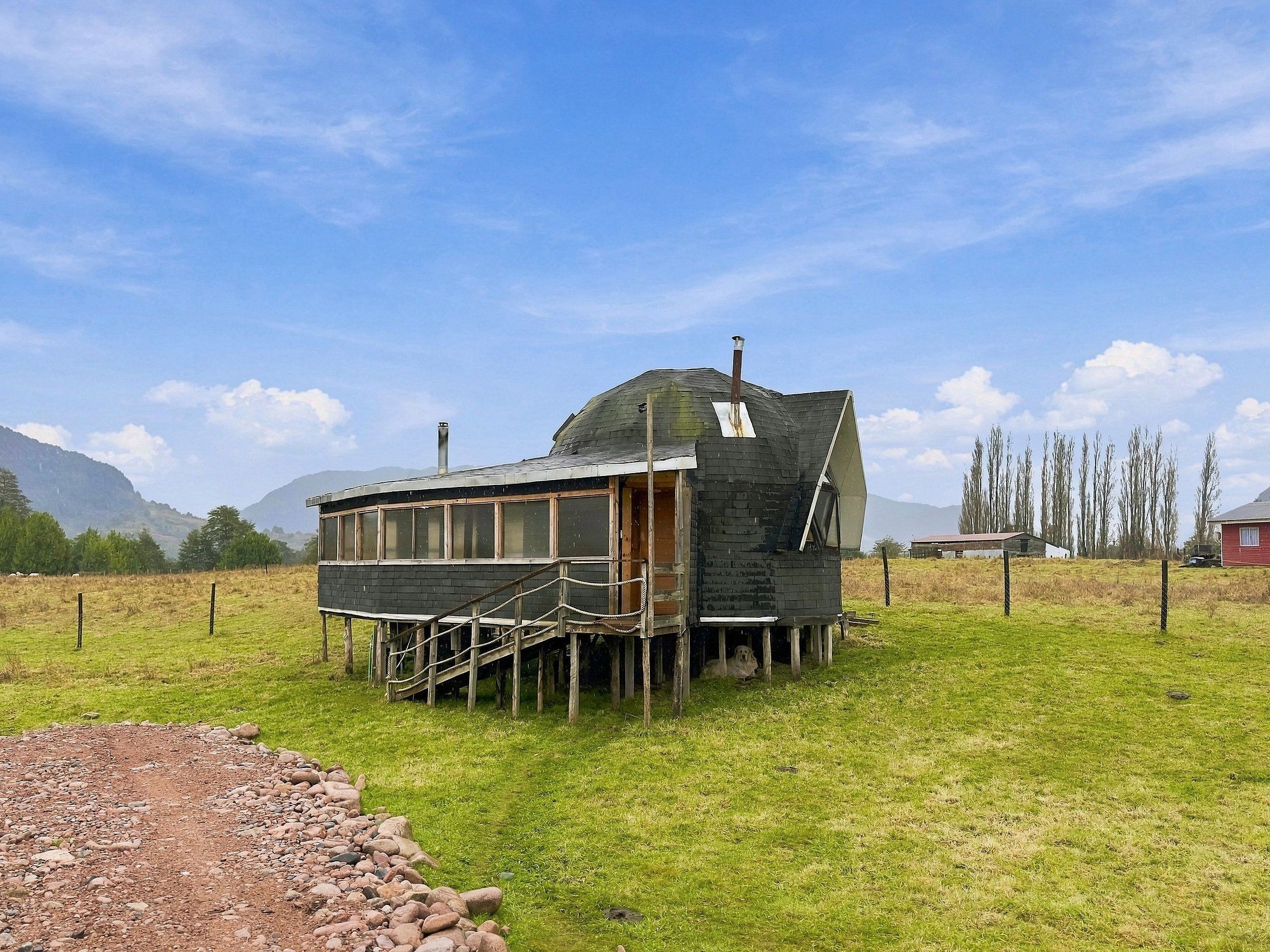 Cabin | Exterior