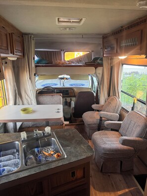 Interior - LAKE/BEACH ACCESS 30' Recreational Vehicle- parked, 2 Bedrooms, Lake Huron (Fort Gratiot)